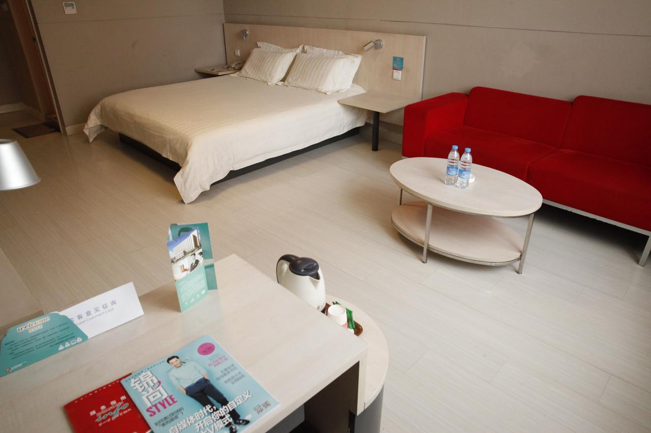 Jinjiang Inn Urumqi Hongqi Road מראה חיצוני תמונה