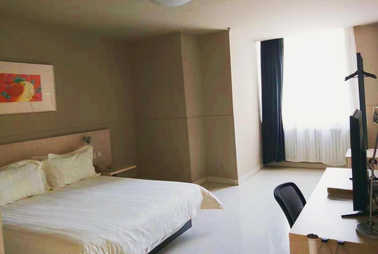 Jinjiang Inn Urumqi Hongqi Road מראה חיצוני תמונה